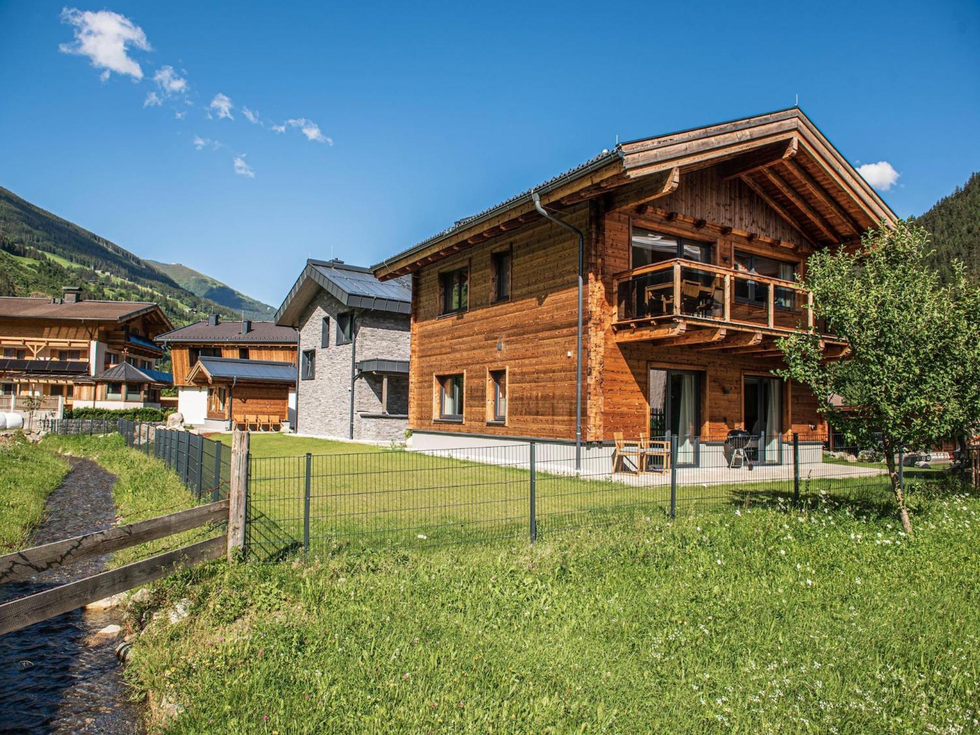 Apartment in Wald im Pinzgau with terrace Exterior foto